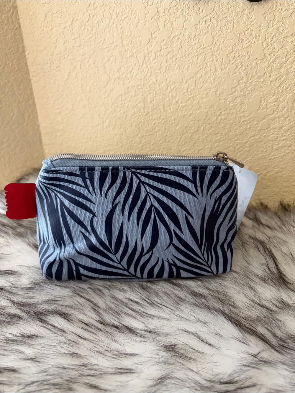 Disney Gray-Blue Stitch "Enjoy Every Moment" Canvas Cosmetic Pouch - Picture 8 of 12